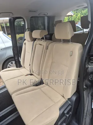 Toyota Noah 2015 Purple