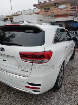 Kia Sorento 3.3L SX FWD 2017 White