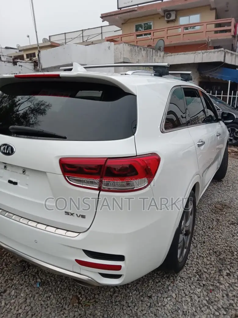 Kia Sorento 3.3L SX FWD 2017 White