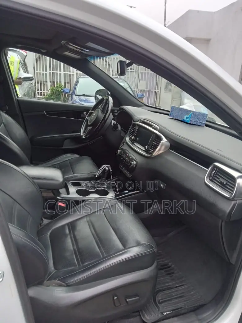 Kia Sorento 3.3L SX FWD 2017 White