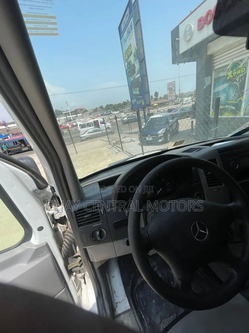 Mercedes-Benz Sprinter 2012 White