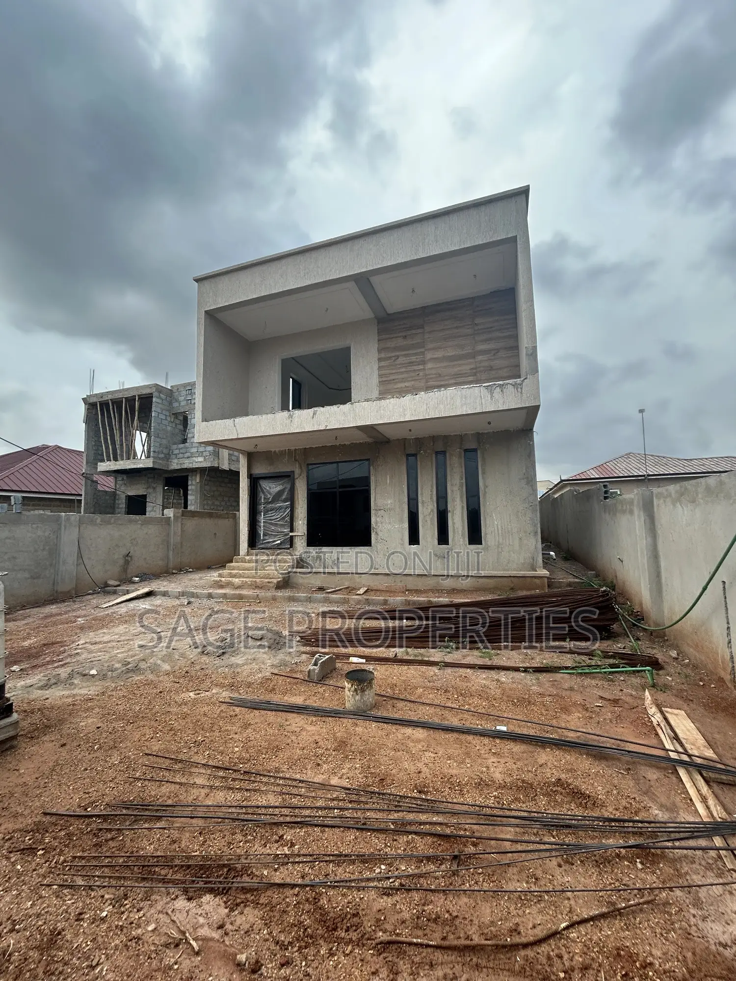 4bdrm House in Nmai-Dzorn for sale