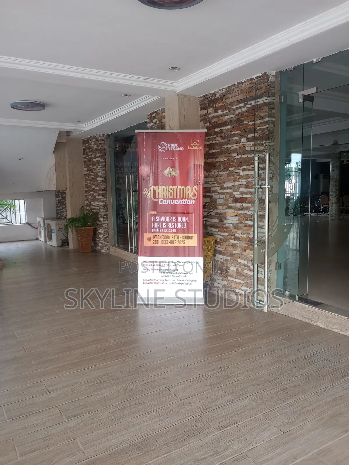 Complete Pull Up Banner With Print