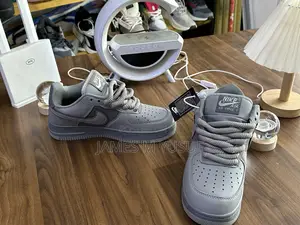 Original Nike Sneakers