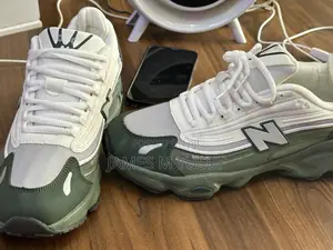 Eecut Sneakers