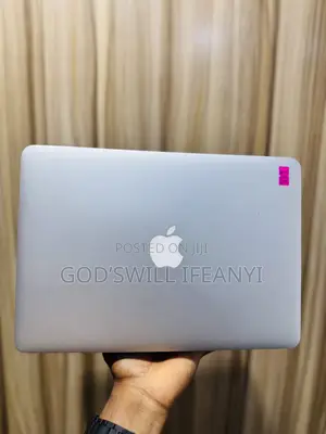 Laptop Apple MacBook Pro 2015 8GB Intel Core I5 SSD 256GB