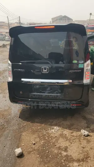 Honda Stepwgn 2013 Black