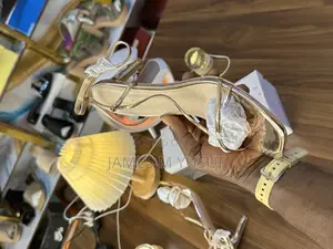 Original Simmi London Going for Cool Price