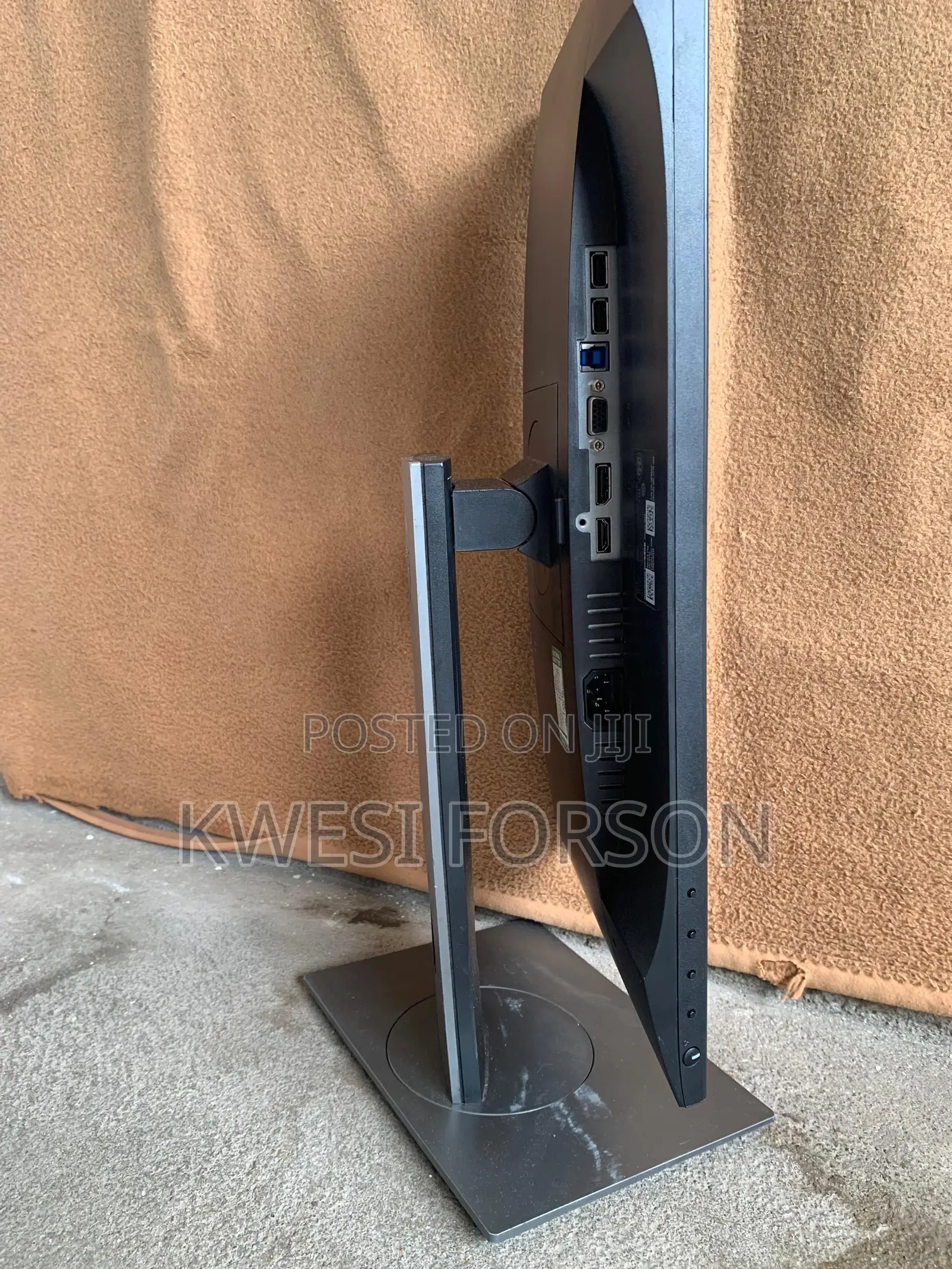 22inches Dell Monitor for Going for Cool Price