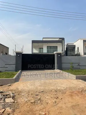 4bdrm House in Oyarifa for sale