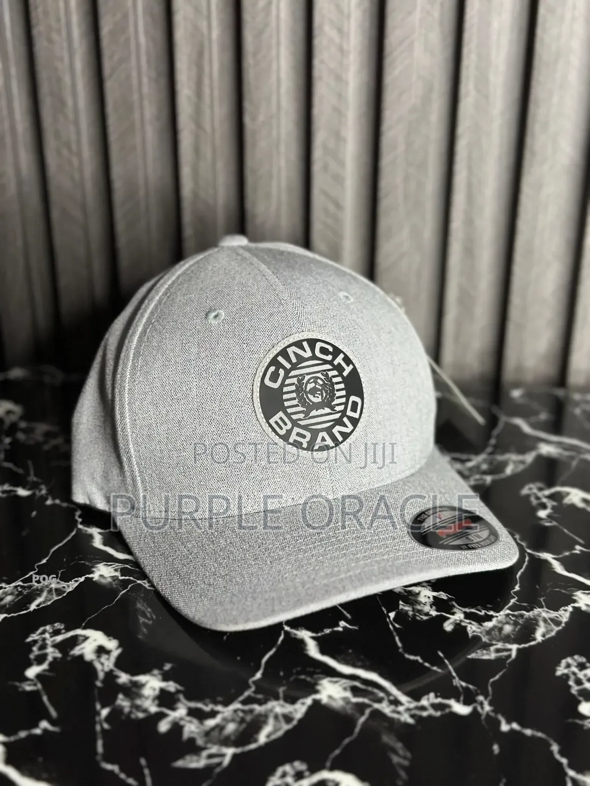 Men's Grey Flexfit Baseball Cap.