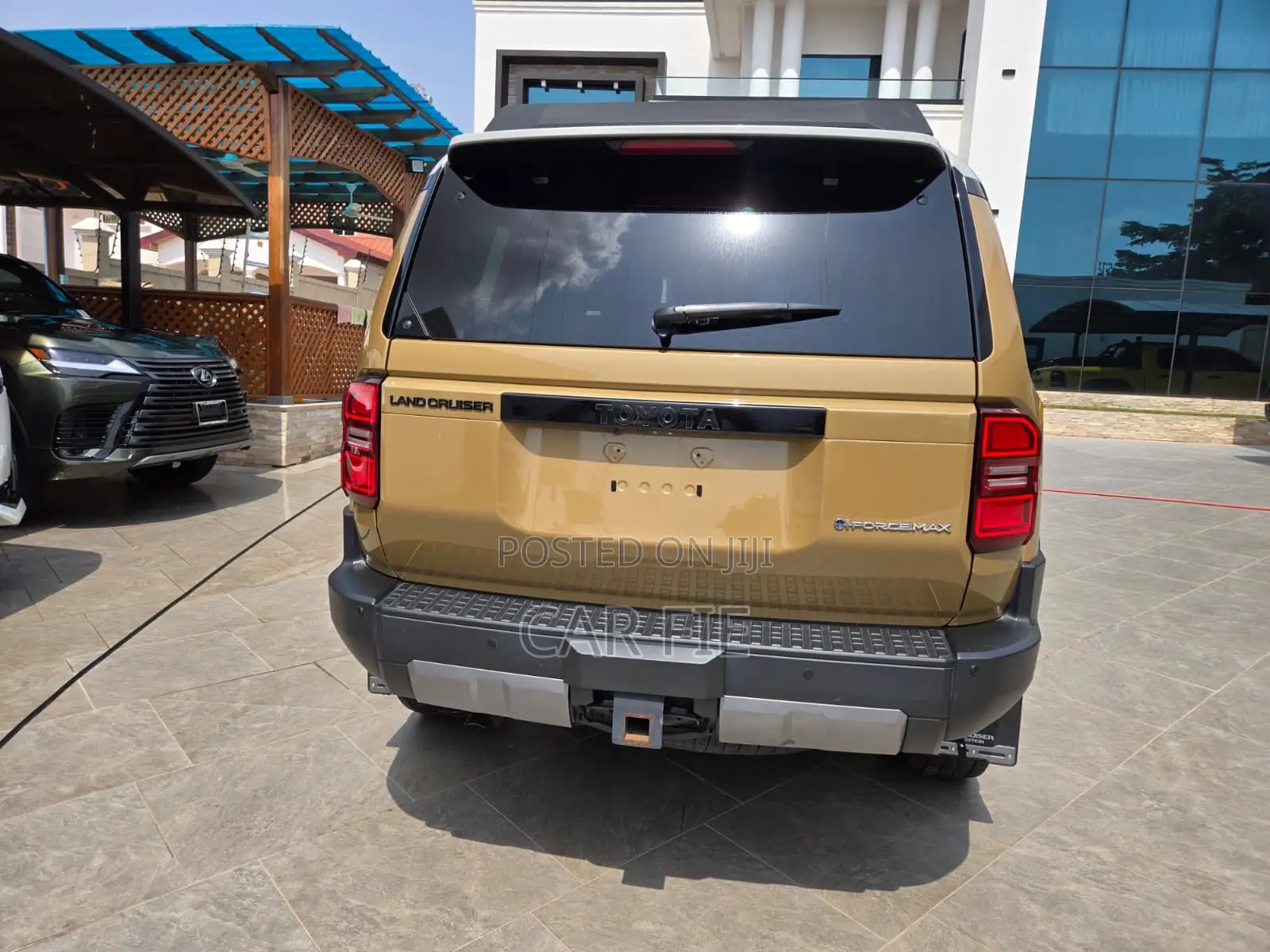 Toyota Land Cruiser 2024 Gold