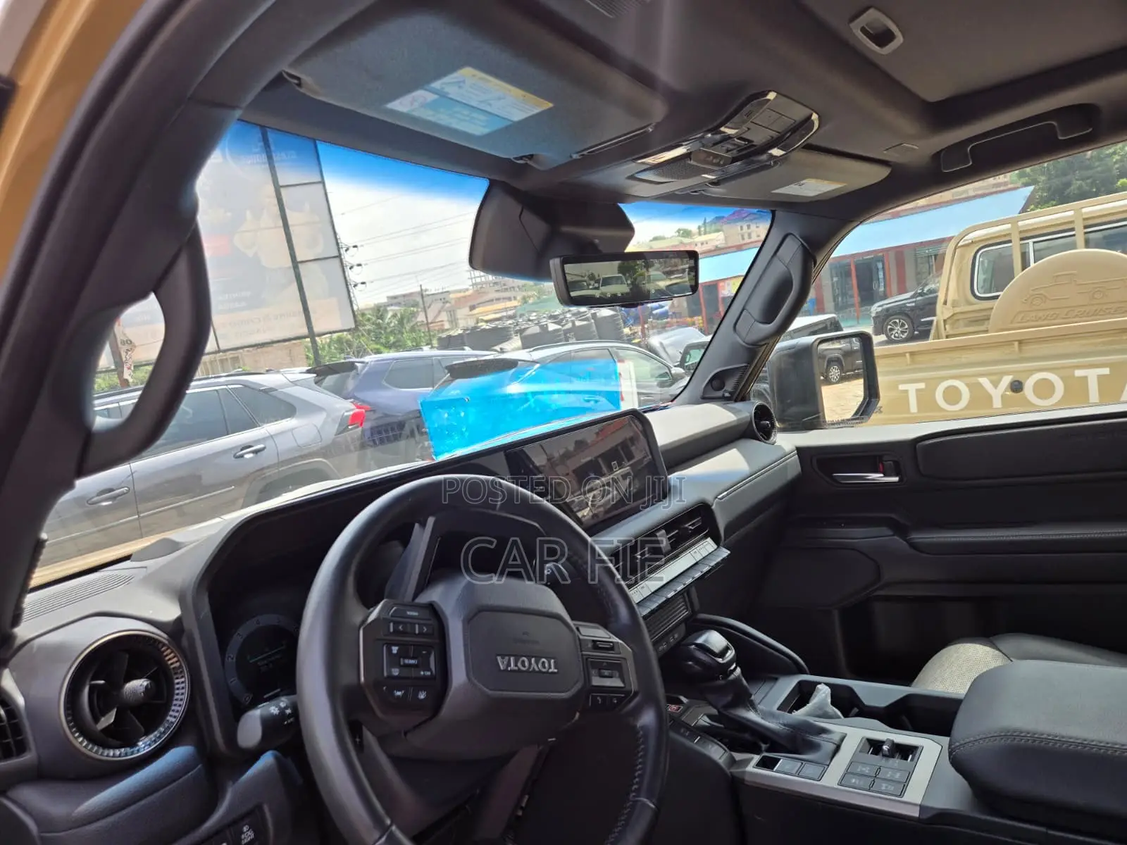 Toyota Land Cruiser 2024 Gold