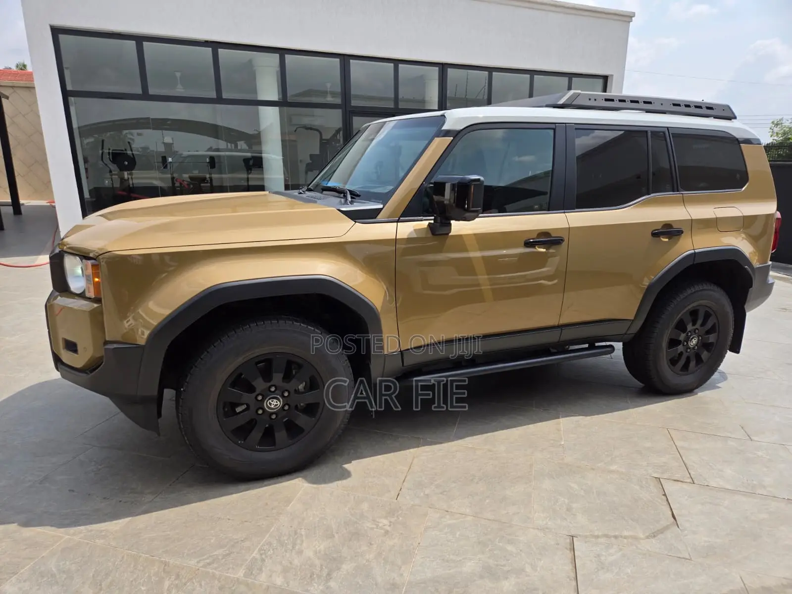 Toyota Land Cruiser 2024 Gold