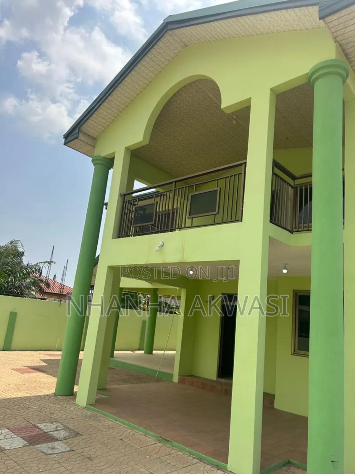 Furnished 4bdrm House in Community 20, Tema Metropolitan for rent