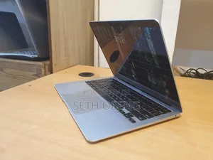 Laptop Apple MacBook Air 2020 8GB Apple M1 SSHD (Hybrid) 256GB