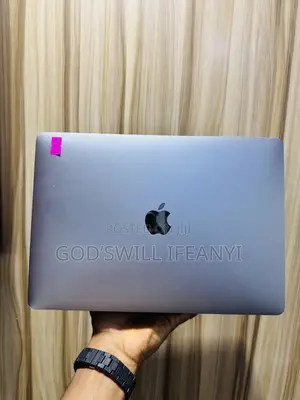 Laptop Apple MacBook Pro 2020 8GB Intel Core I5 SSD 512GB