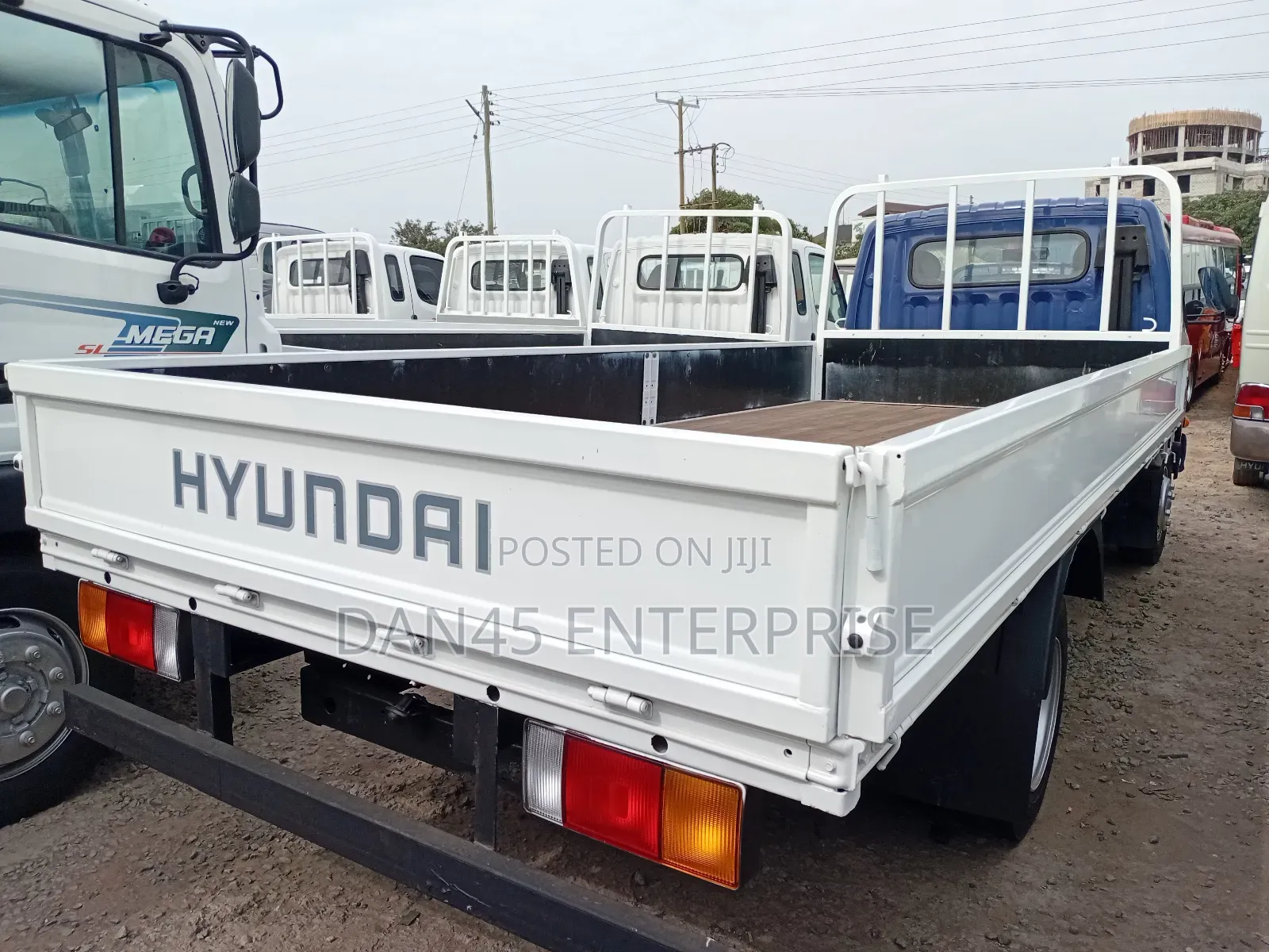 Hyundia Mighty 2 ( Six Holes) Truck