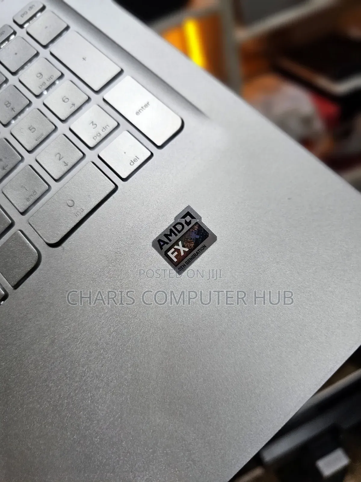 Laptop HP Envy 15 8GB AMD HDD 1T