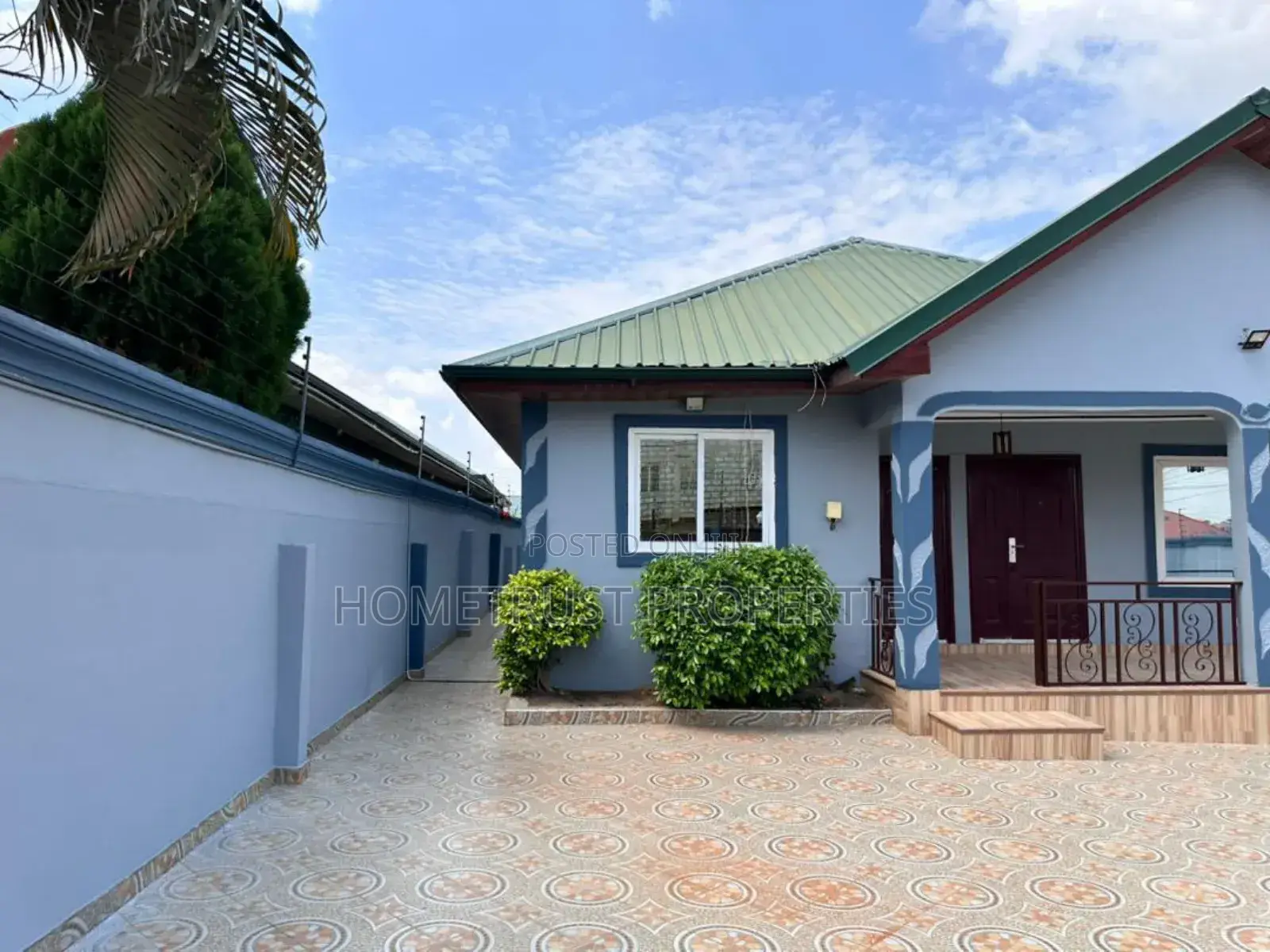 5bdrm House in Hometrust Properties, Kwabenya for rent