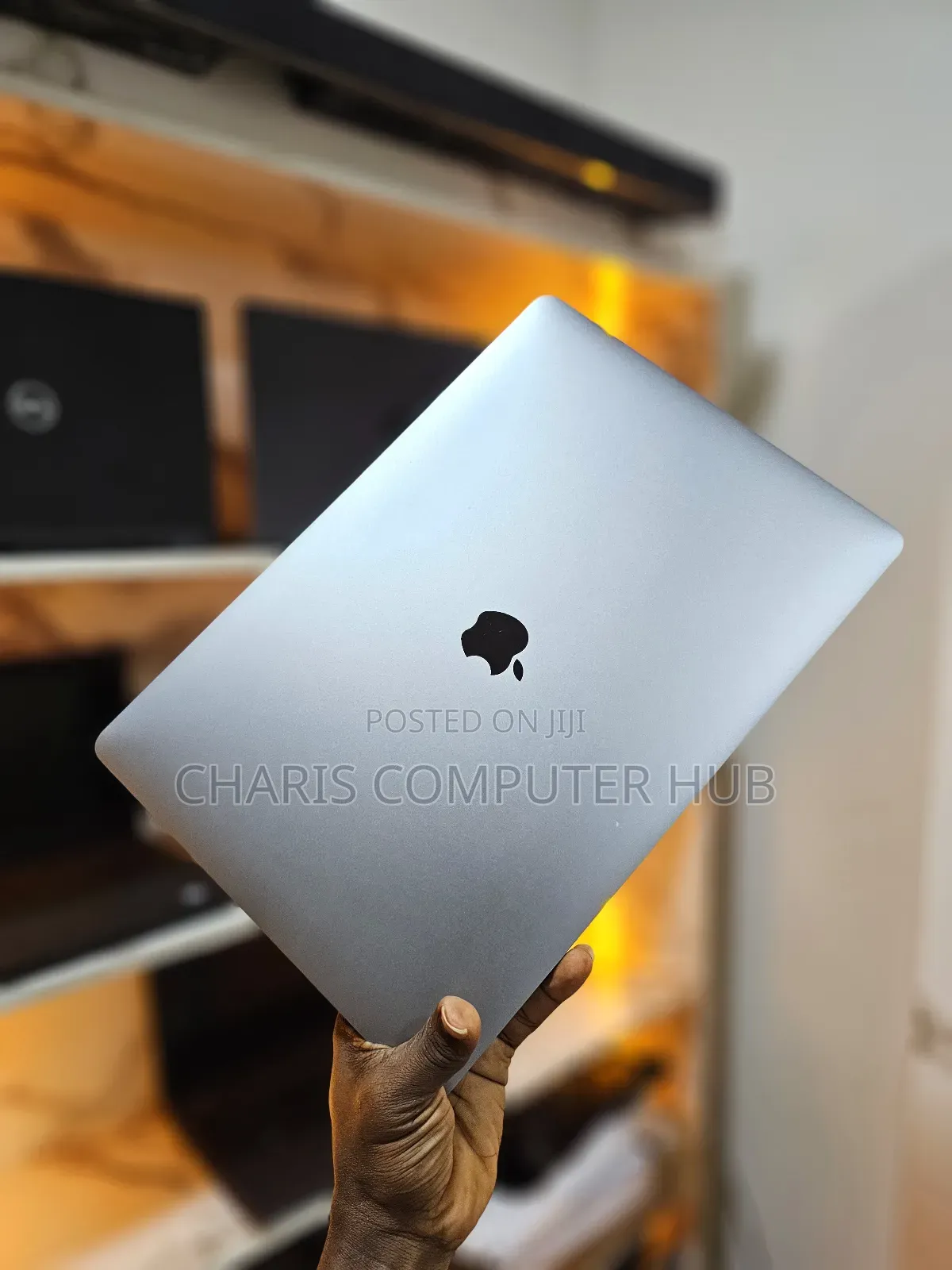 Laptop Apple MacBook 2018 32GB Intel Core I9 SSD 1T