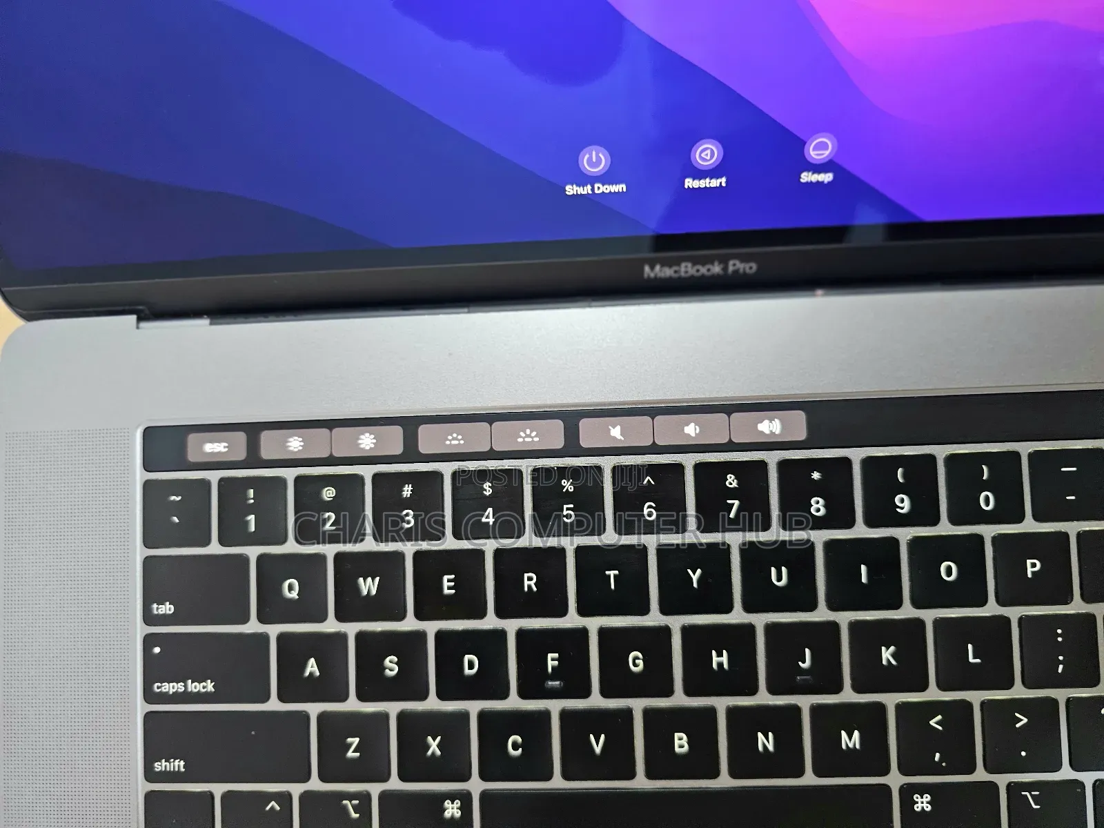 Laptop Apple MacBook 2018 32GB Intel Core I9 SSD 1T