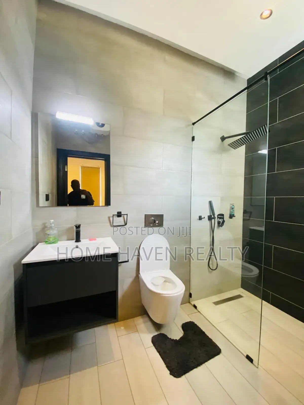 5bdrm House in Cantonment, Cantonments for rent