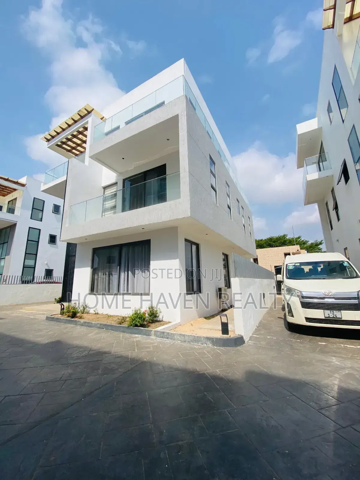 5bdrm House in Cantonment, Cantonments for rent