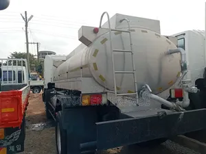 Hyundia 11 Tons Water Tanker