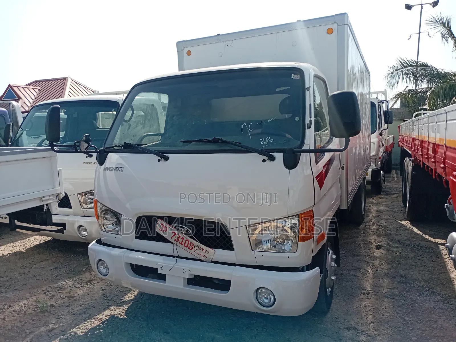 Hyundia Mighty 2 Container