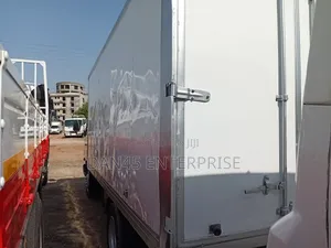 Hyundia Mighty 2 Container
