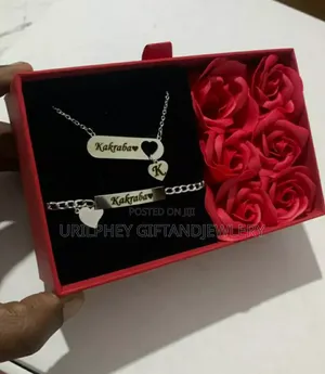 Gift Customize Necklace With Bracelet