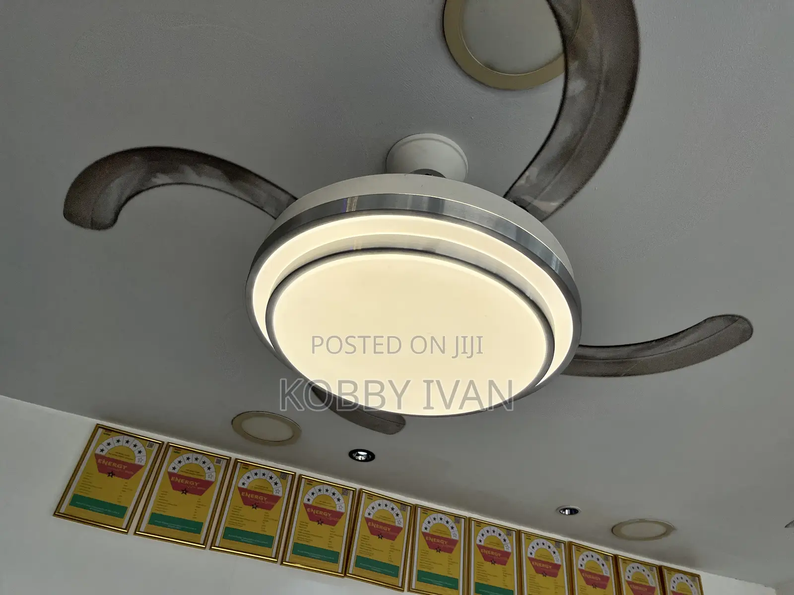 75w Intellectual Fan Light With Remote and Wall Mount
