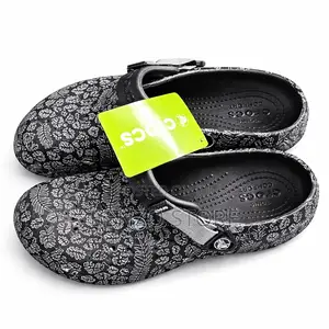 Original Designed Crocs Unisex Footwear – Comfortable, Breathable