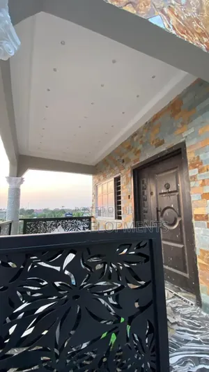3bdrm Apartment in Madev Realty, Ofankor for rent