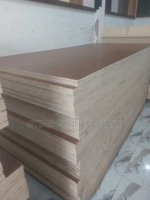 Laminated Plywood (High Gloss)