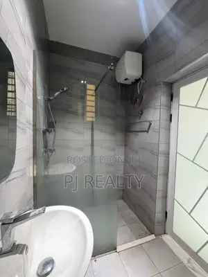2bdrm Apartment in Ashaley Botwe for rent