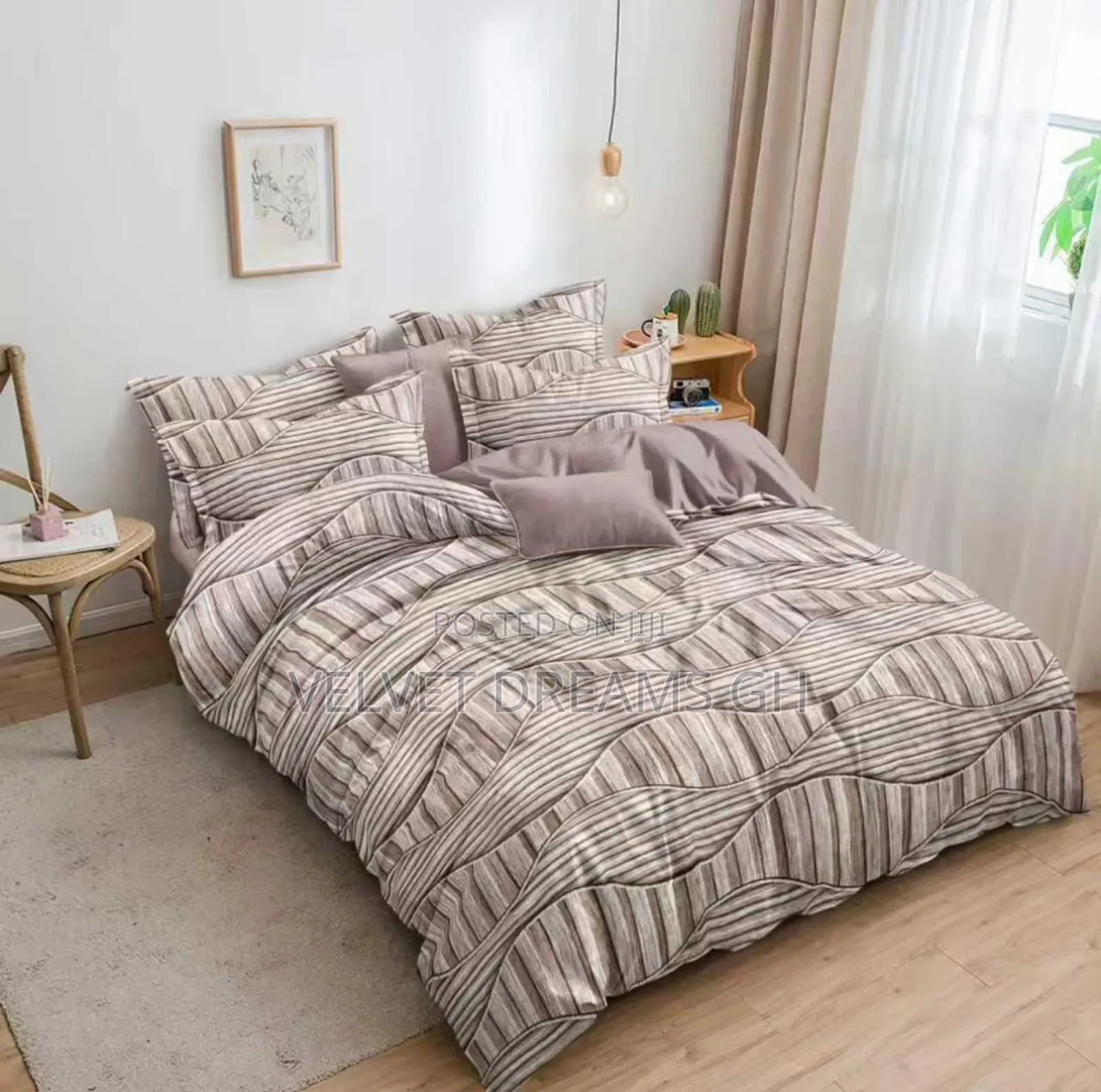 Premium Queensize 4-Piece Duvet Set