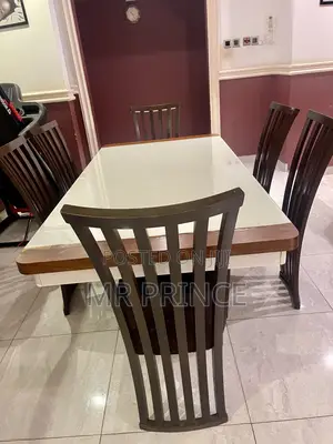 Neatly Used Dinning Sets