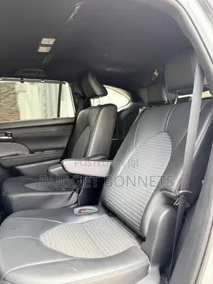 Toyota Highlander XSE 2021 Silver