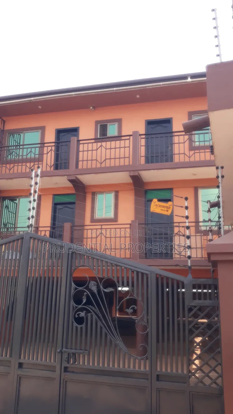 2bdrm Apartment in Kwabenya for rent