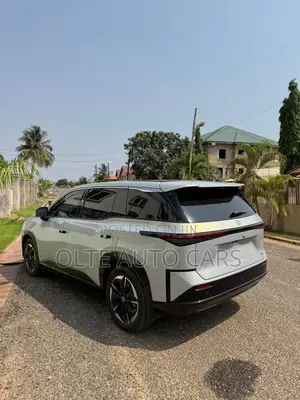 New Toyota bZ3 2025 Off white