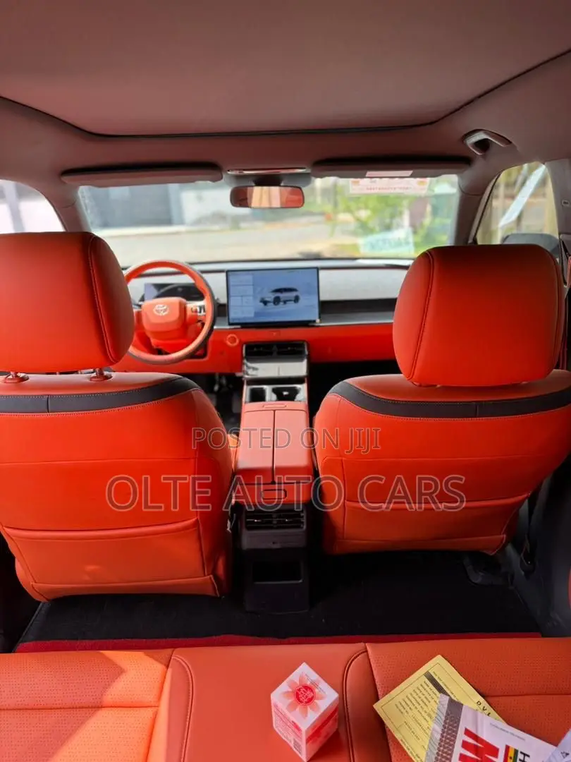 New Toyota bZ3 2025 Off white
