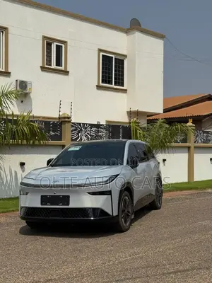 New Toyota bZ3 2025 Off white