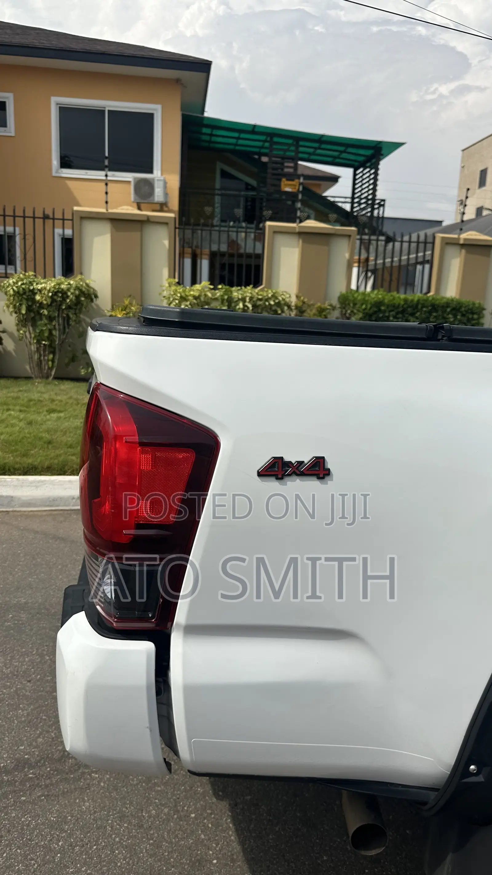 Toyota Tacoma 2020 White