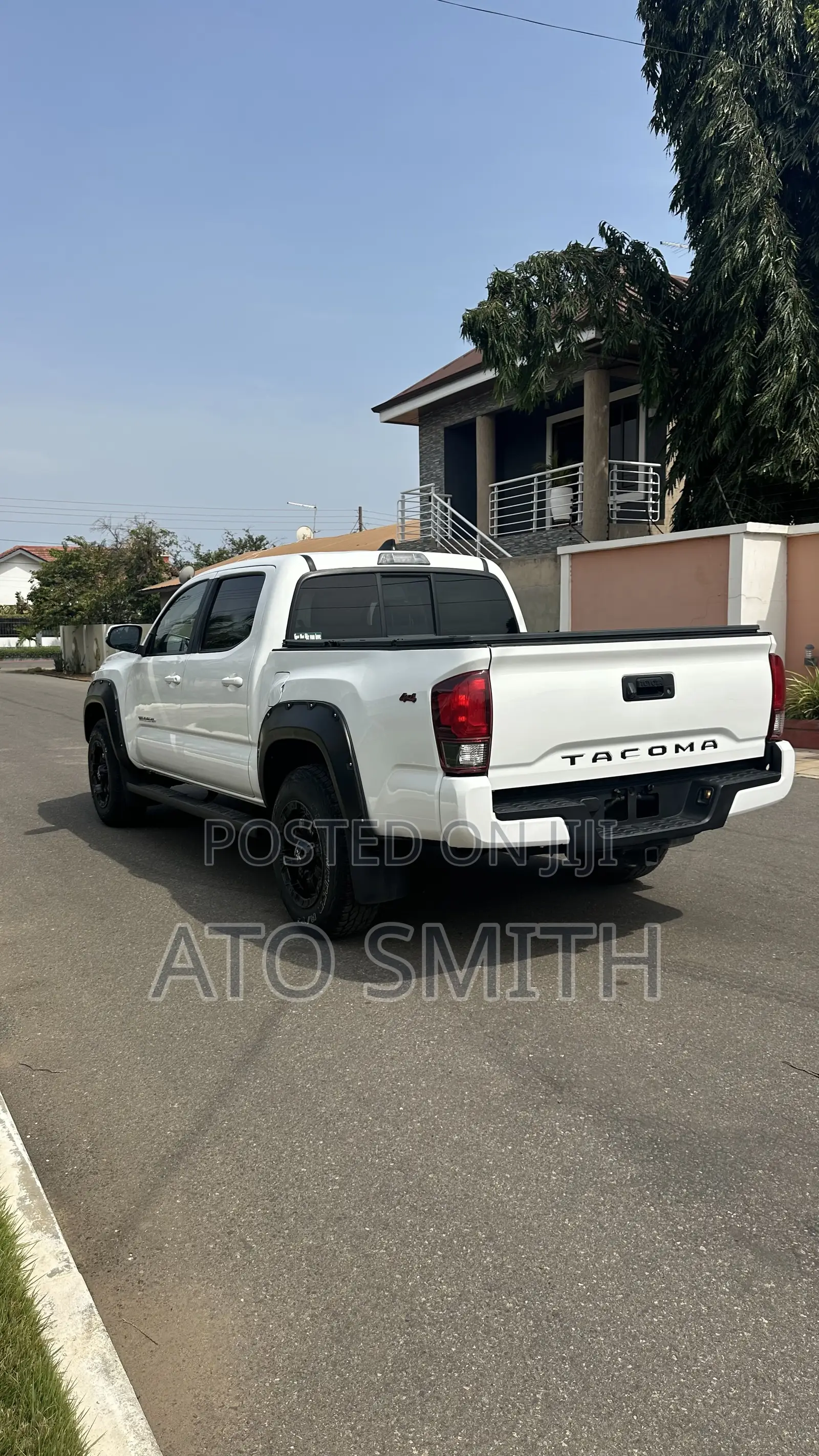 Toyota Tacoma 2020 White