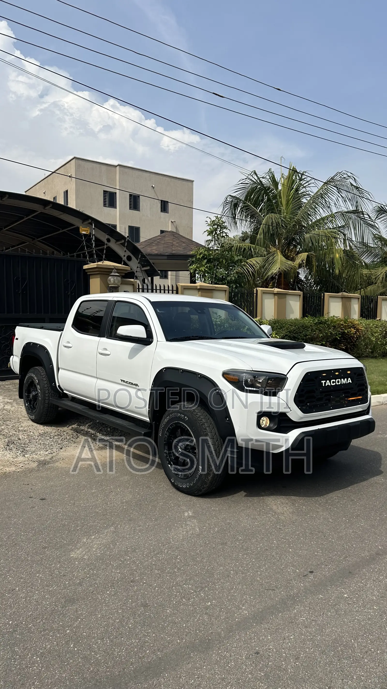 Toyota Tacoma 2020 White