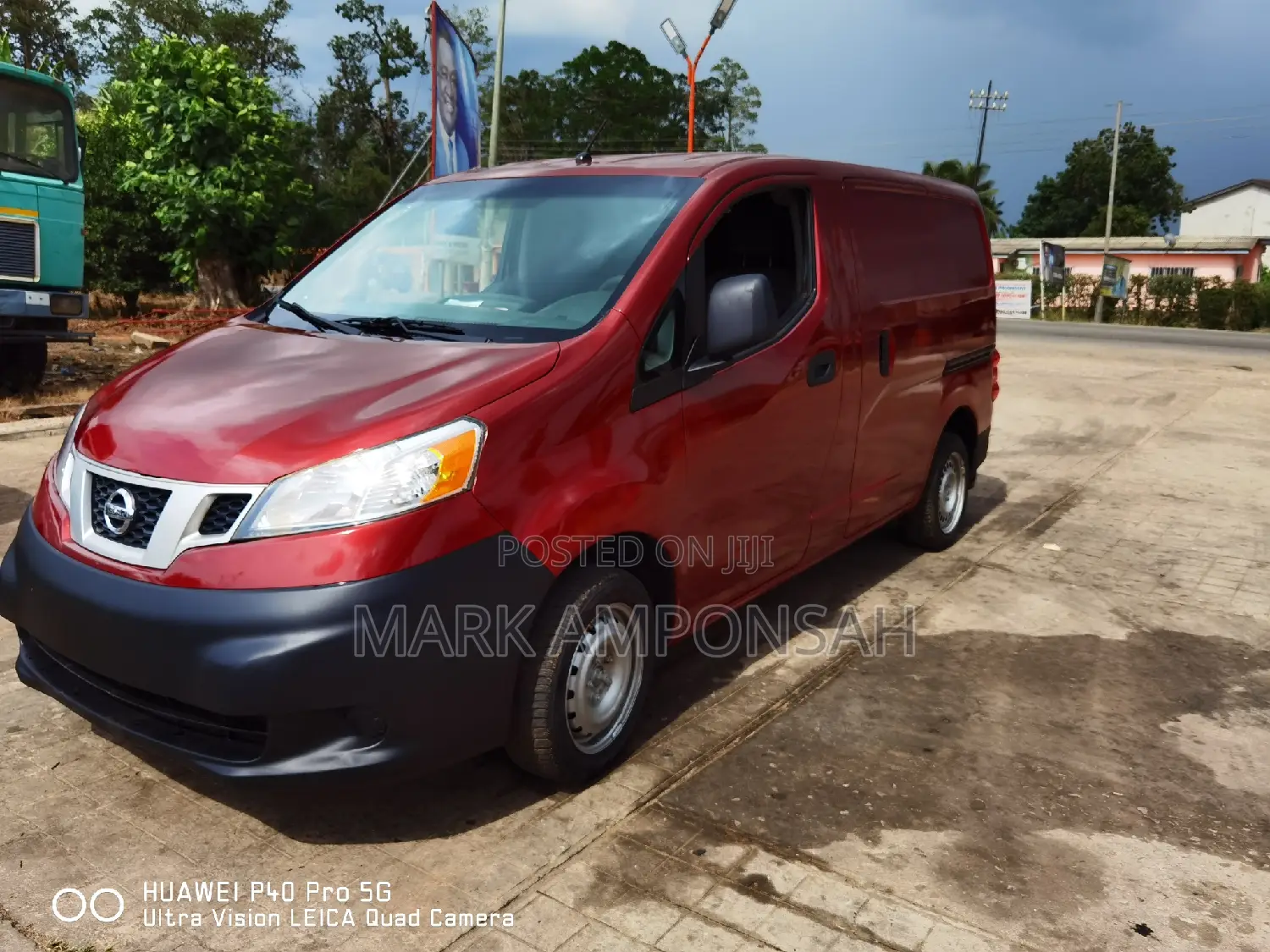 Nissan NV200 SV 2015 Burgundy