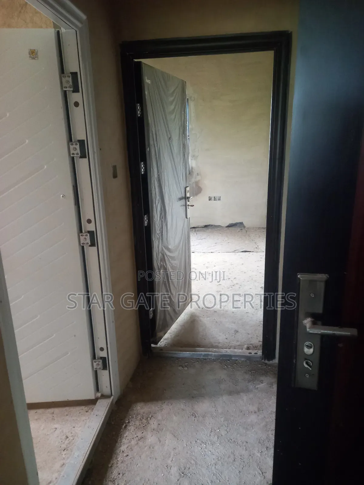 6bdrm House in Mampongteng Dumanafo, Kumasi Metropolitan for sale