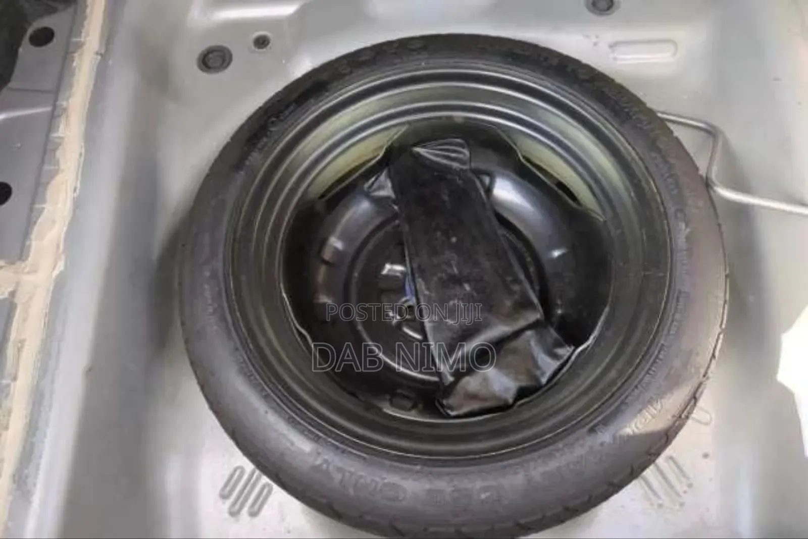 Toyota Belta 2012 Silver
